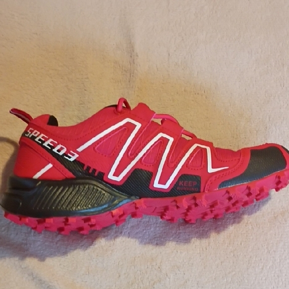 Speedo Vibrant Red Sneakers - Picture 5 of 8